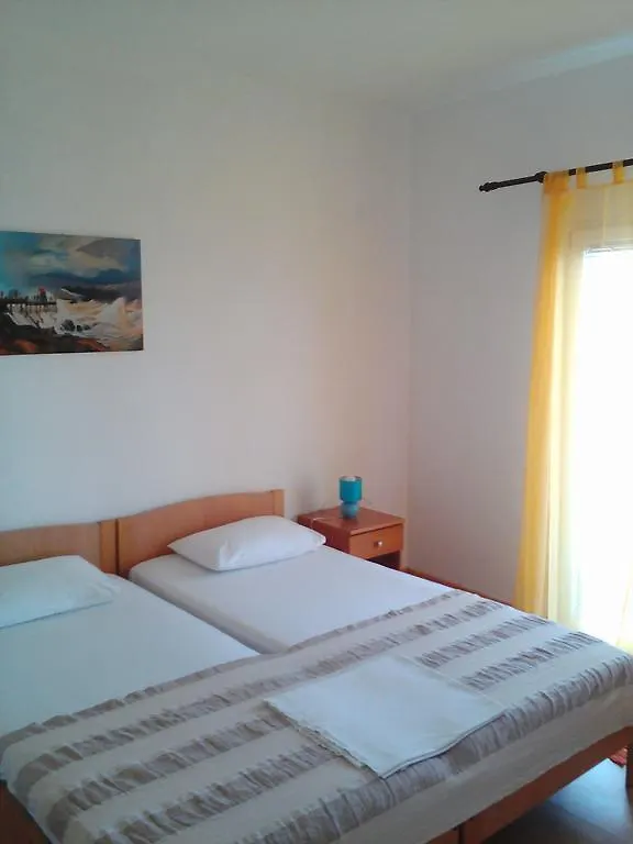 Apartments Boki Pag Town